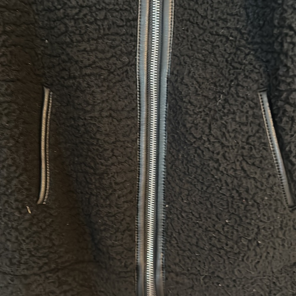 Express Coat - Picture 2 of 5